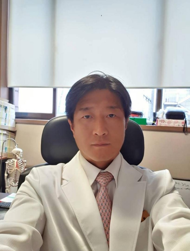 王伟的第一张照片--北海认干亲服务网