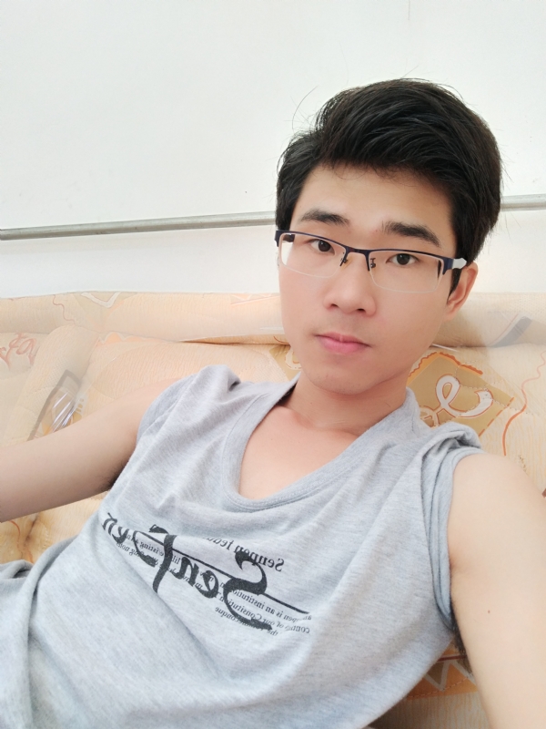 南国大帝的第一张照片--北海认干亲服务网